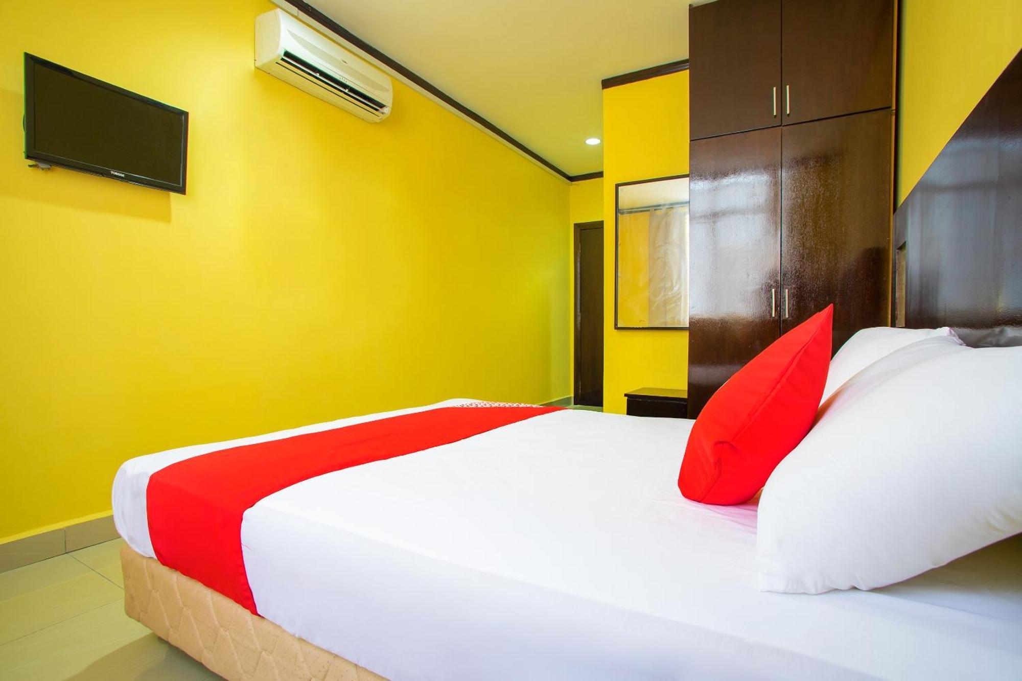Super Oyo 1219 Hotel Bbk Klang Exterior foto
